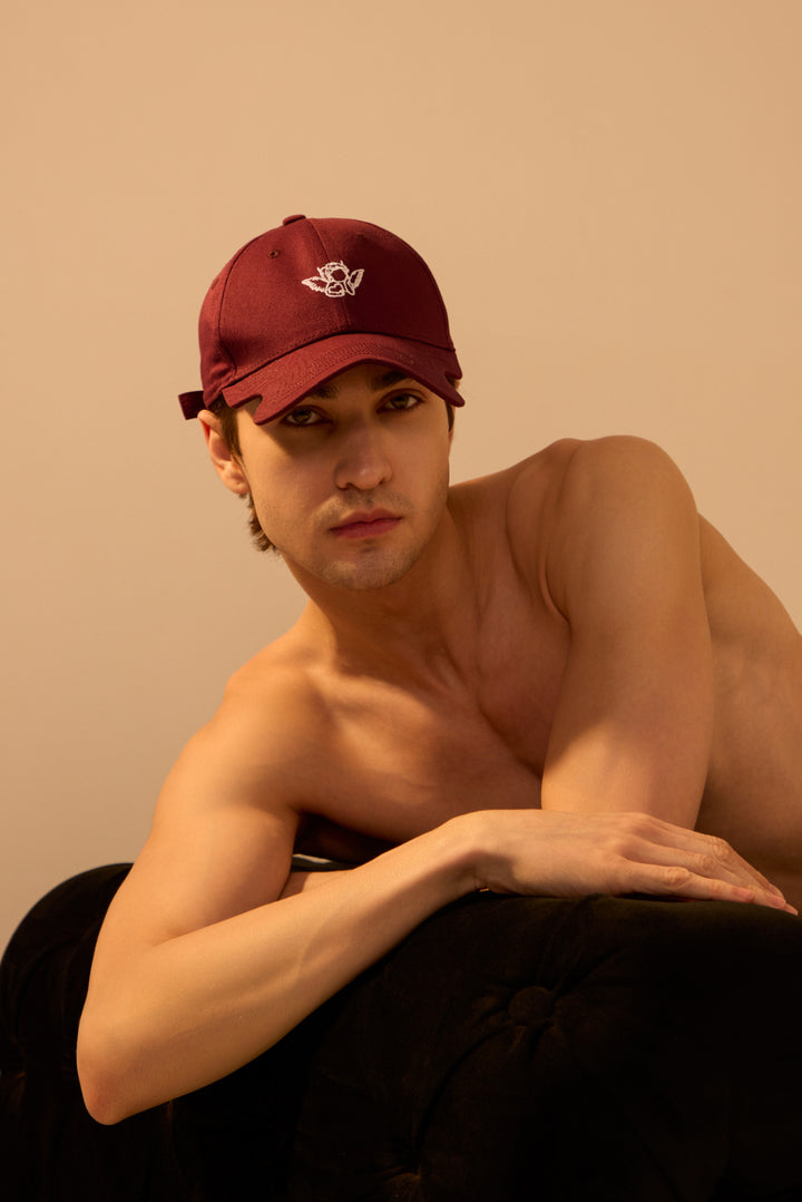 The Lovicide bold curve cap